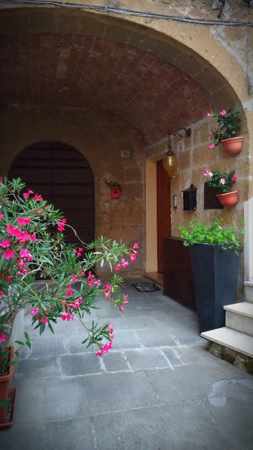 بيتيجليانو Cittadella 13 Romantic House المظهر الخارجي الصورة